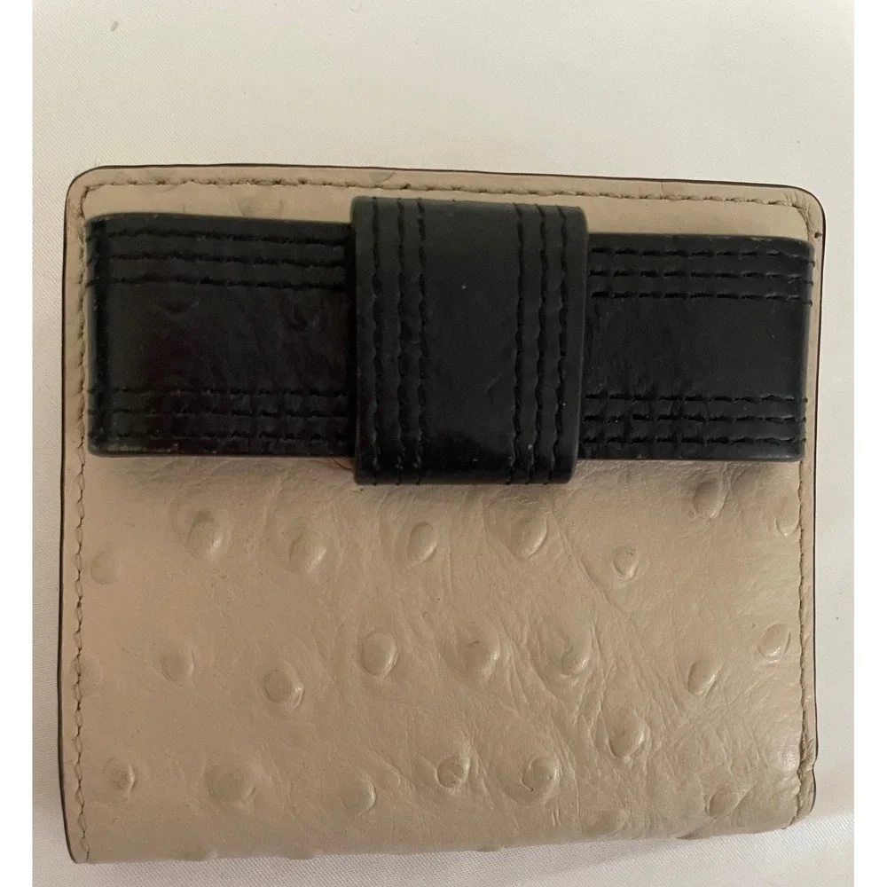 Kate Spade Ostrich Embossed Leather Bifold Wallet Beige Black Bow Detail‎ #645
